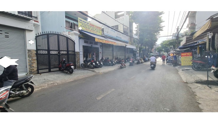 Cho thuê nhà Mặt Tiền CHỢ VẢI SẦM UẤT Phú Thọ Hòa 86m², 3Lầu